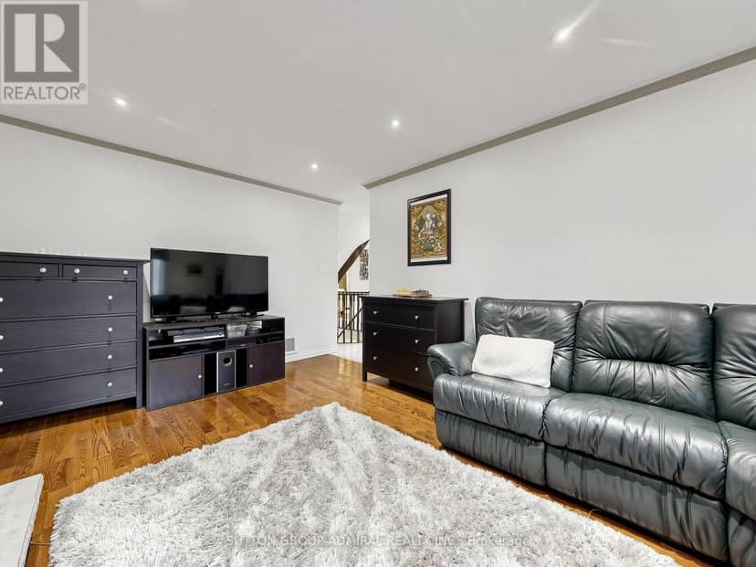 7 Cummings Court, Markham, photo 8