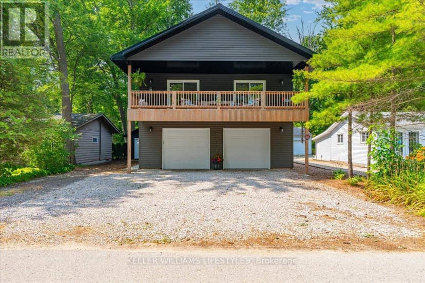 9904 Lake Road, Lambton Shores, photo 3