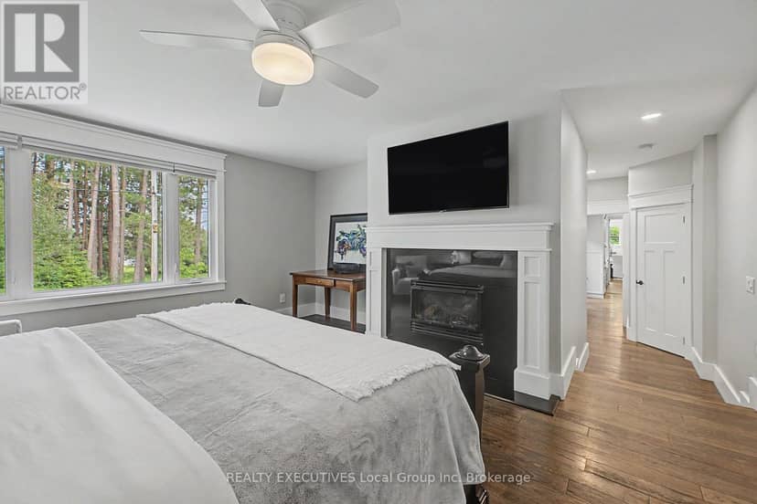 54 Chadbourne Drive — photo 15 of 40