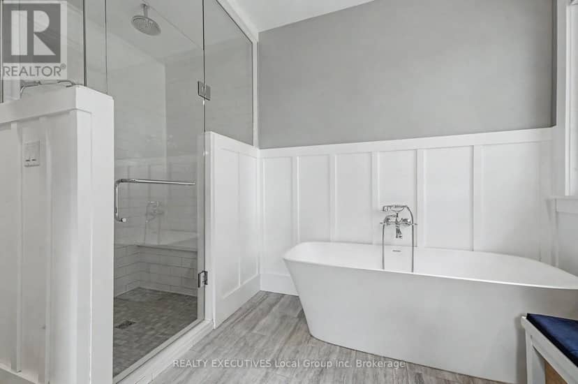 54 Chadbourne Drive — photo 17 of 40