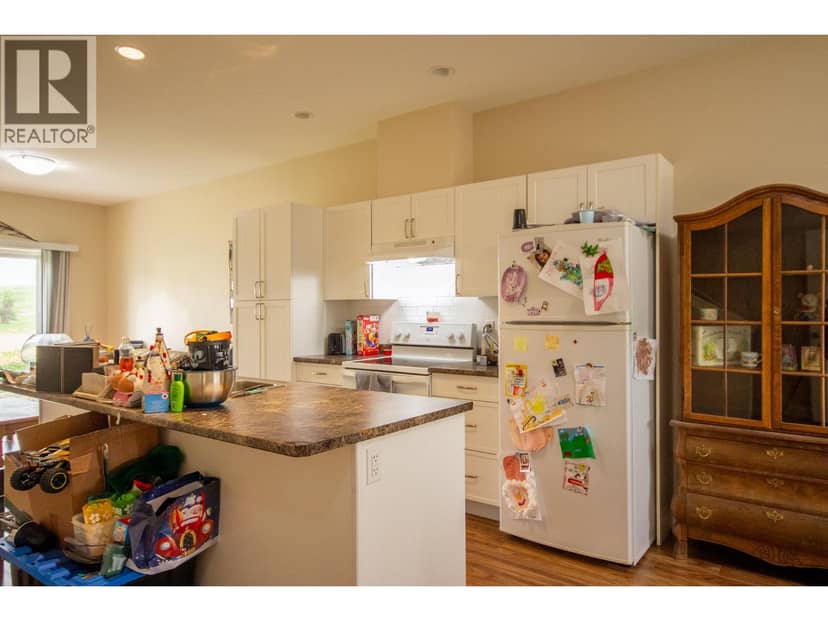 1617 88 Avenue Unit# 104, Dawson Creek, photo 2