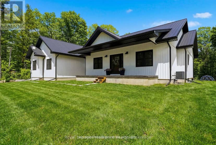 293 Douglas Road — photo 4 of 40