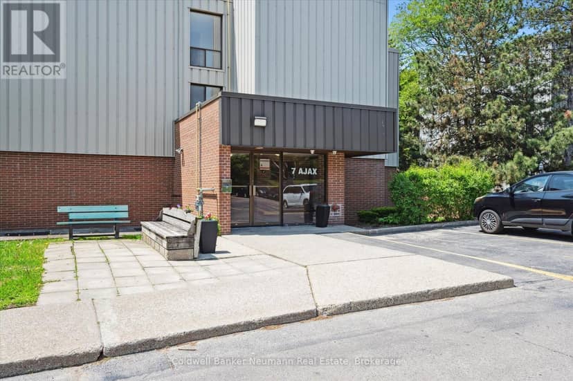 411 - 7 Ajax Street — photo 6 of 40