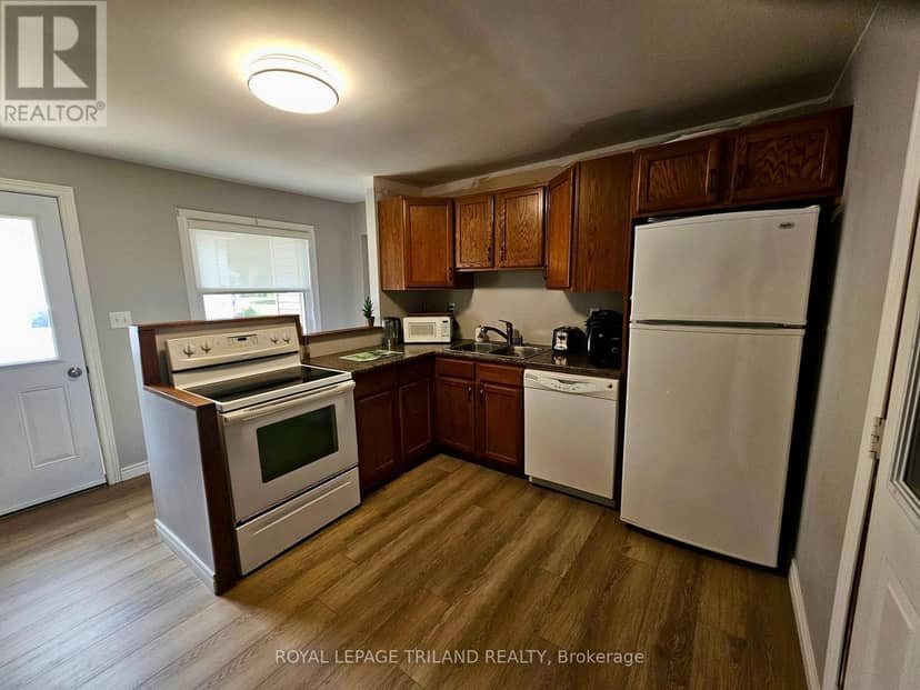 177 Furnival Road, West Elgin, photo 7
