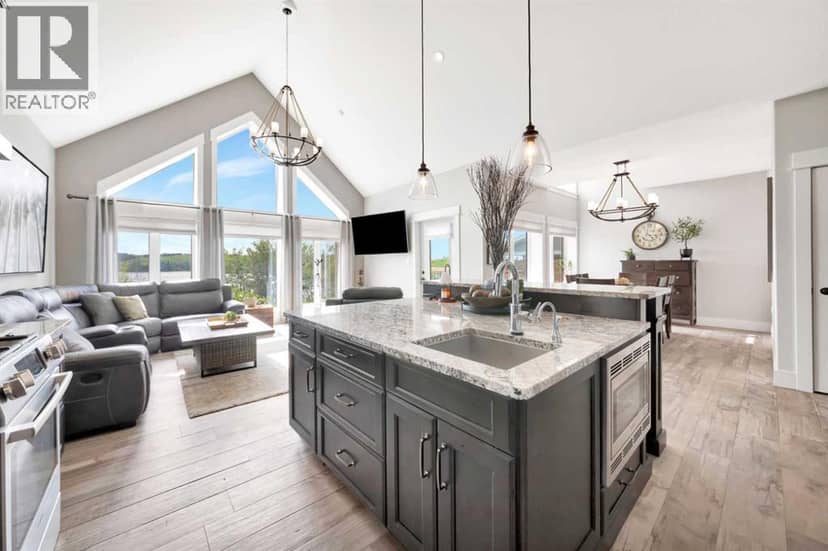 112 Sandy Beach — photo 8 of 40