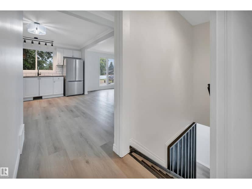 3607 53 street — photo 13 of 40