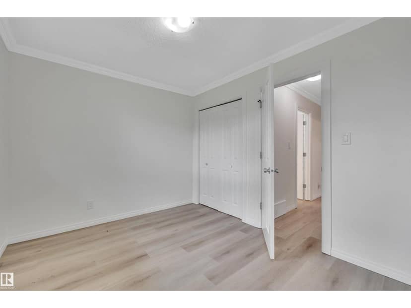 3607 53 street — photo 23 of 40