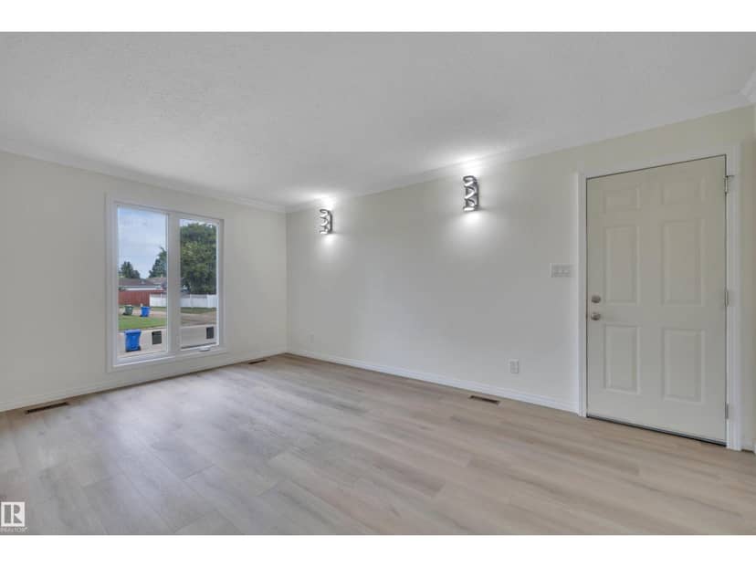 3607 53 street — photo 16 of 40