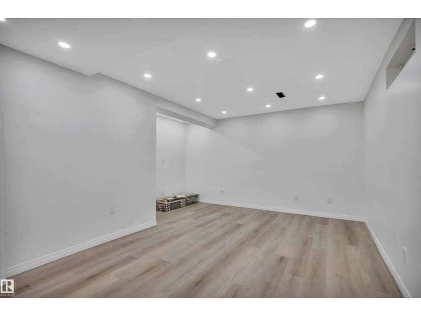3607 53 street — photo 31 of 40