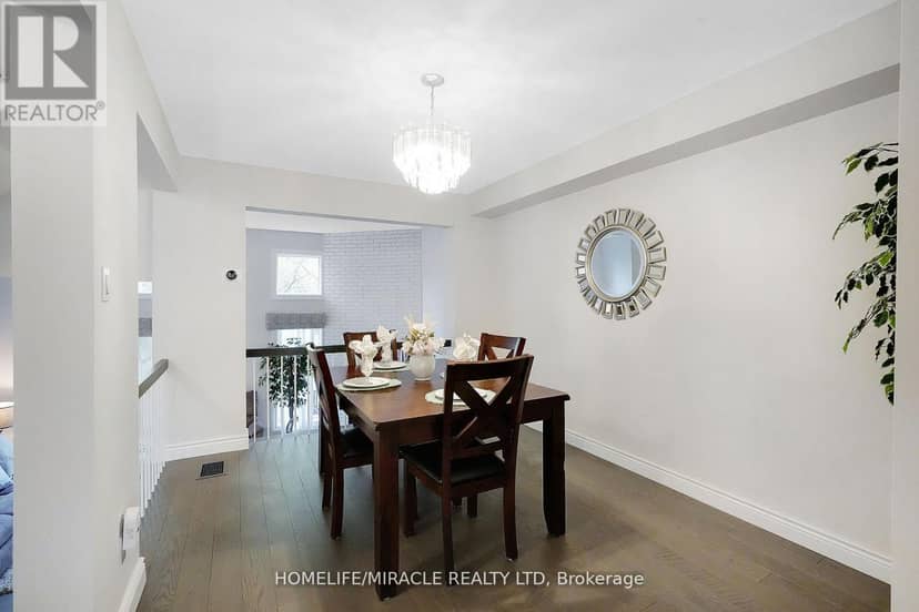 32 - 4165 Fieldgate Drive — photo 16 of 39