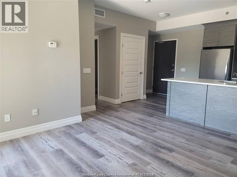 955 OUELLETTE AVENUE Unit# 306 — photo 18 of 23