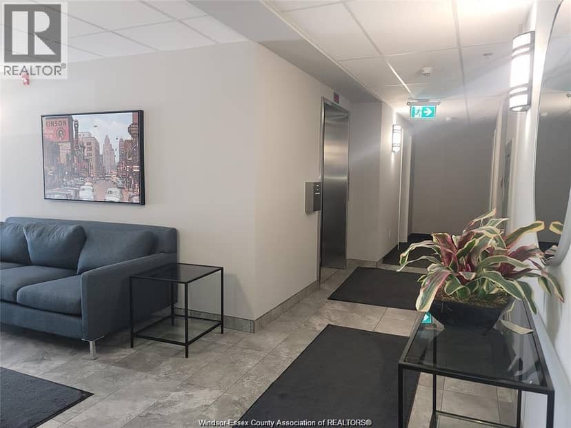 955 OUELLETTE AVENUE Unit# 306 — photo 5 of 23
