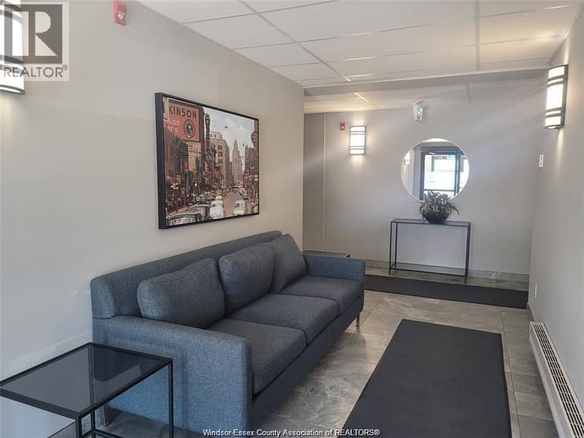 955 OUELLETTE AVENUE Unit# 306 — photo 6 of 23