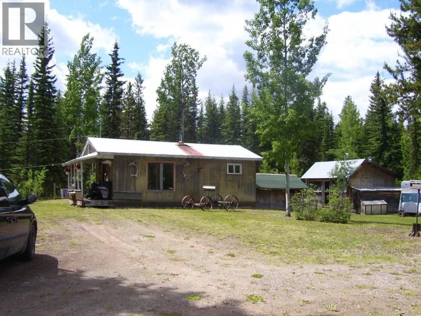 568 YETTA ROAD, Bouchie Lake, photo 3