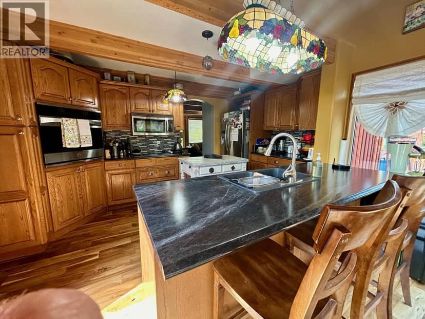 58 RADAR ROAD, Fort Nelson, photo 5