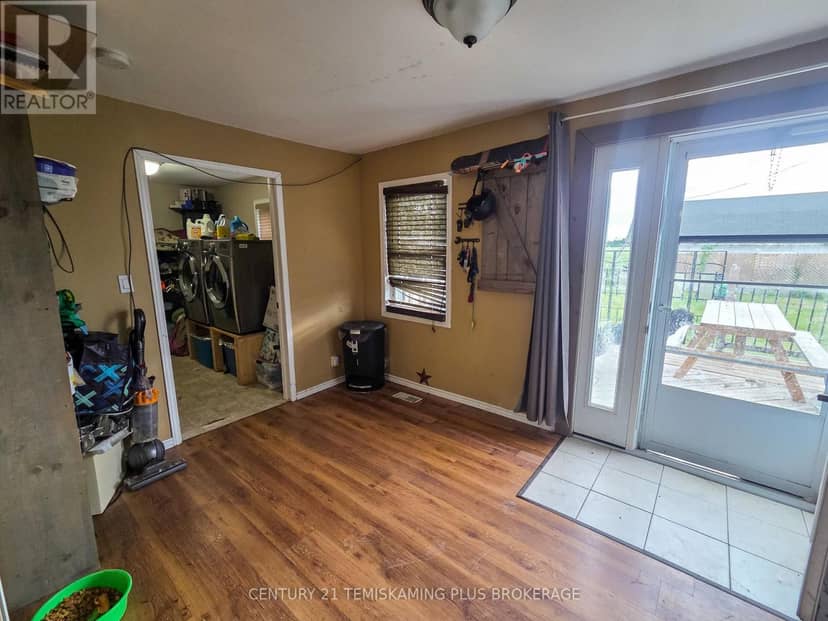 311096 Highway 571 — photo 12 of 39