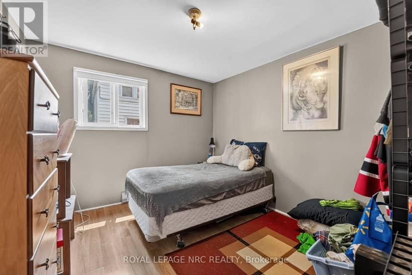 231-233 Jarvis Street — photo 19 of 40