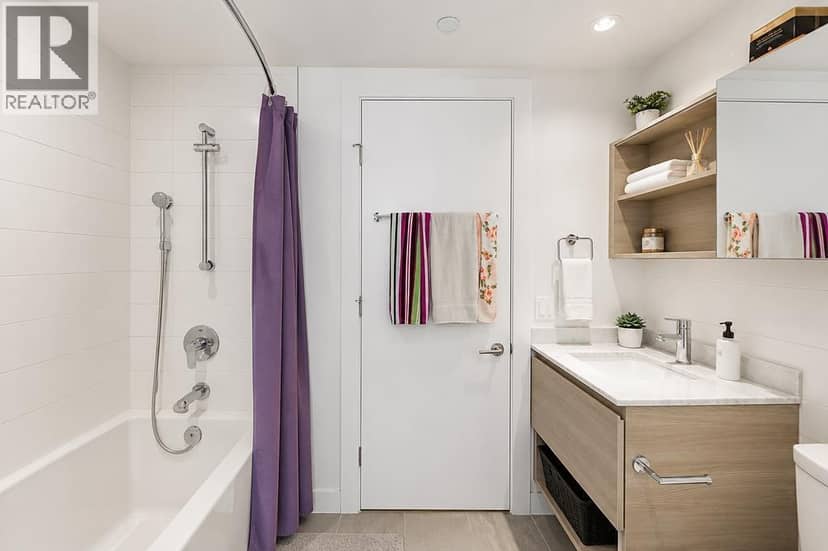 705 908 QUAYSIDE DRIVE, New Westminster, photo 6