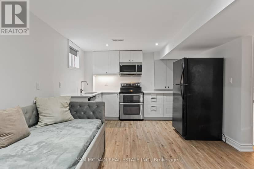 920 Clark Boulevard — photo 33 of 40
