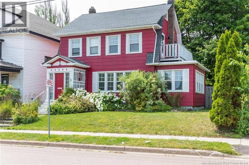 360-362 Cameron Street — photo 2 of 40