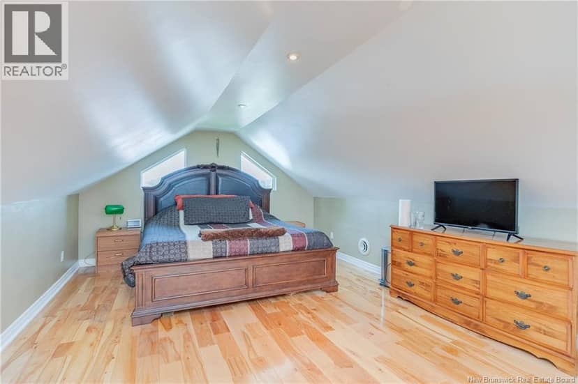 360-362 Cameron Street — photo 32 of 40
