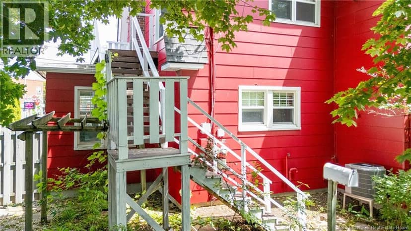 360-362 Cameron Street — photo 38 of 40