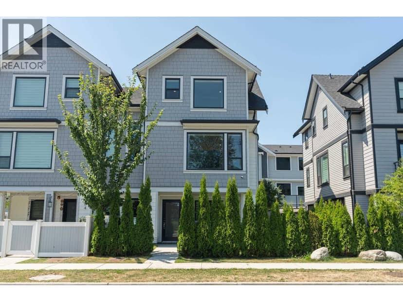 108 JARDINE STREET, New Westminster