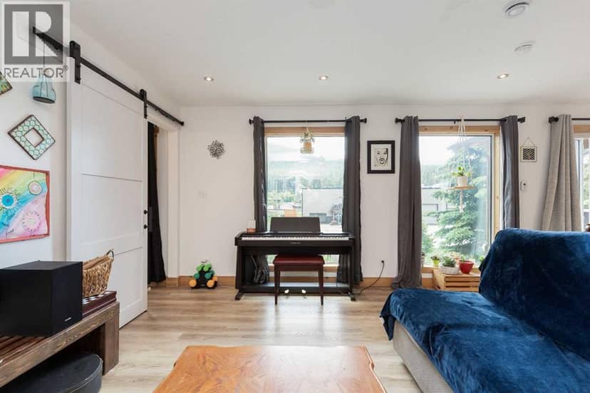 11333 20 Avenue — photo 40 of 40