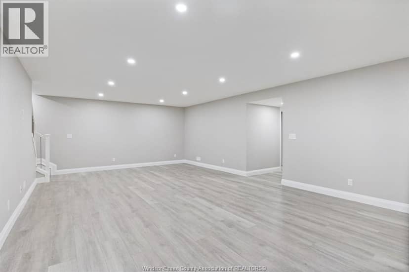 77 Pereira Drive — photo 23 of 28
