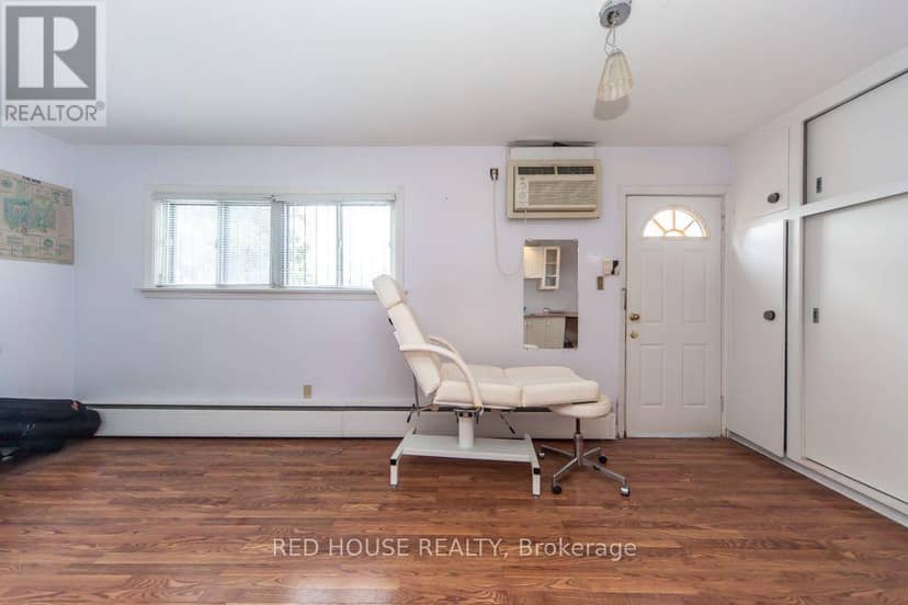 658 Vaughan Road — photo 21 of 40
