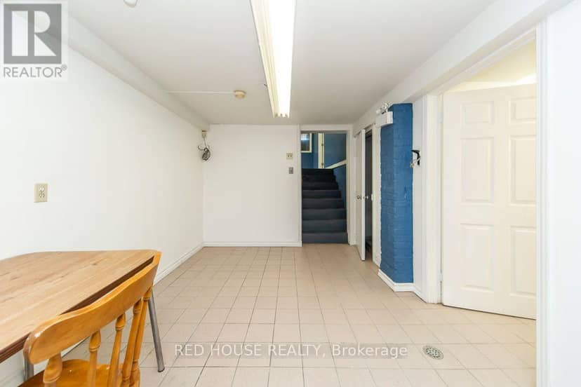 658 Vaughan Road — photo 32 of 40