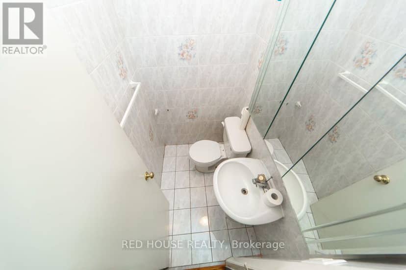 658 Vaughan Road — photo 9 of 40