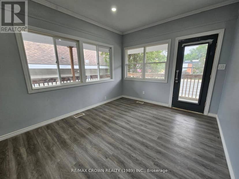 28 Lakeshore Drive, North Bay, photo 6
