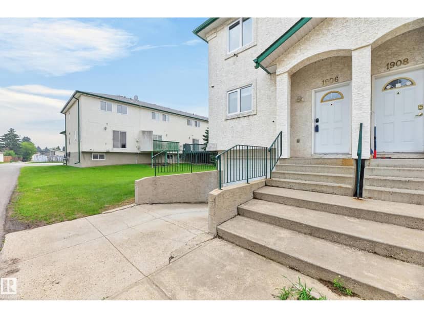 1906 65 ST NW, Edmonton, photo 2