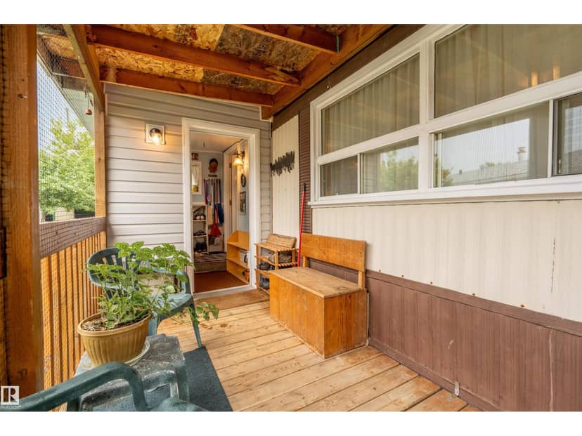 5301 52 ST, Cold Lake, photo 3