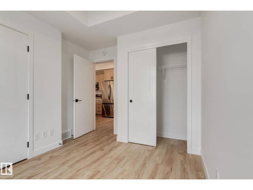 #1 16231 19 AV SW — photo 12 of 23