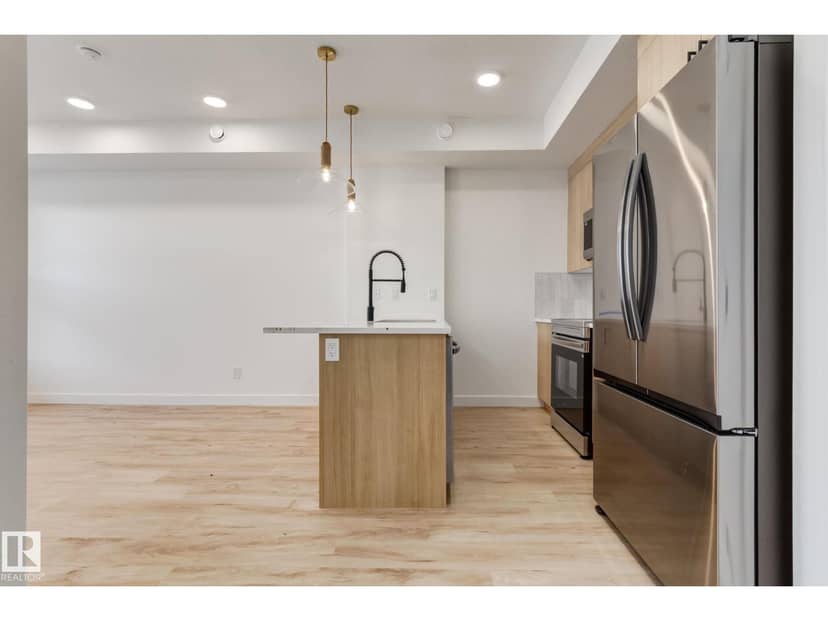 #1 16231 19 AV SW — photo 16 of 23