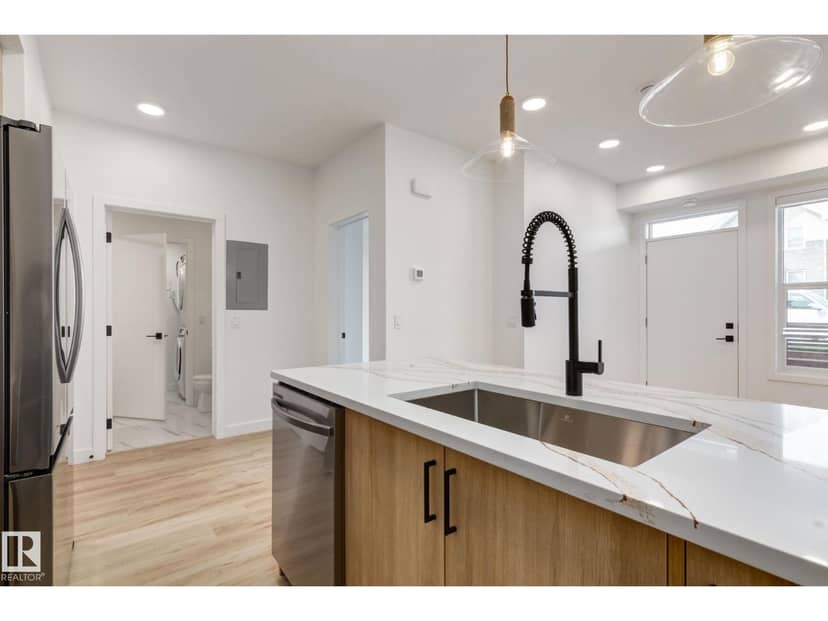 #1 16231 19 AV SW — photo 20 of 23