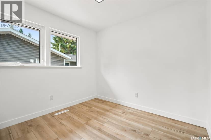 434 Company AVENUE S — photo 14 of 40