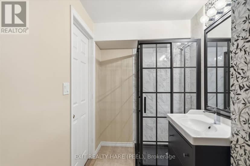 174 Irwin Avenue — photo 40 of 40