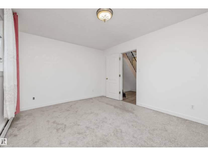 #8 10931 83 ST NW — photo 26 of 33
