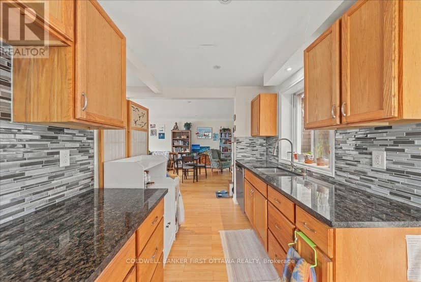 20 Primrose Avenue — photo 7 of 38