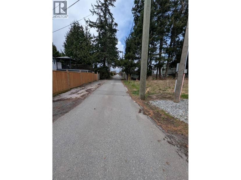 15482 SEMIAHMOO AVENUE, White Rock, photo 5