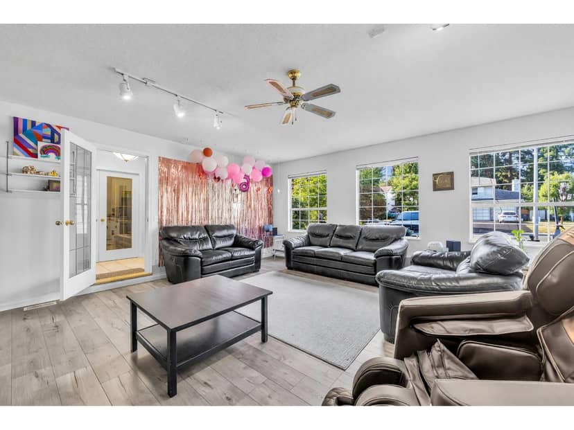 15447 92A AVENUE, Surrey, photo 6