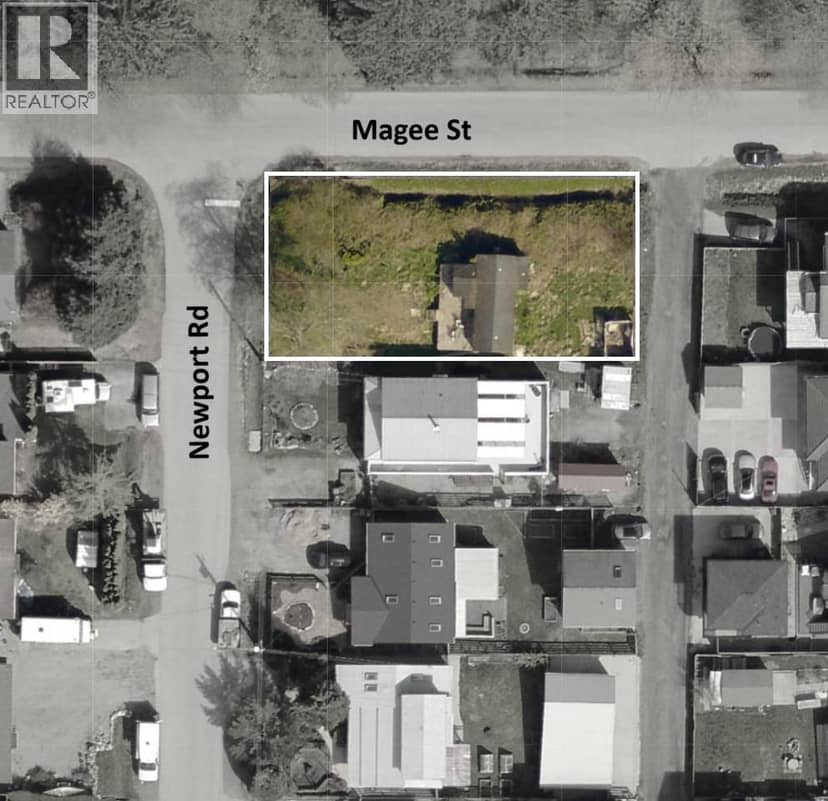 38896 NEWPORT ROAD, Squamish