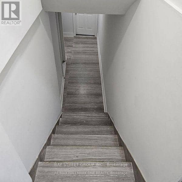 63 Yorkland Street, Richmond Hill, photo 3