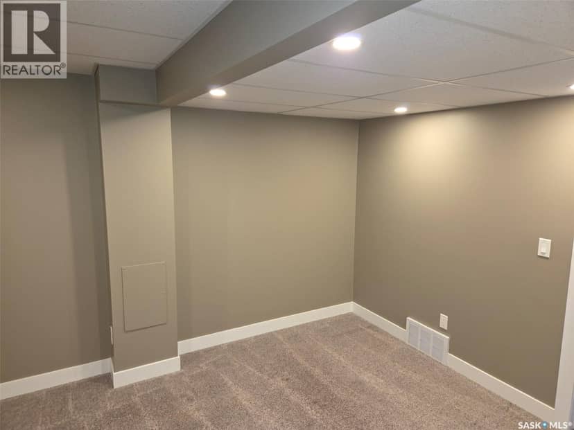 103 115 Shepherd CRESCENT — photo 34 of 40