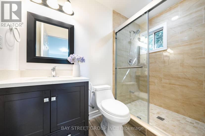 441 Guildwood Parkway — photo 22 of 40