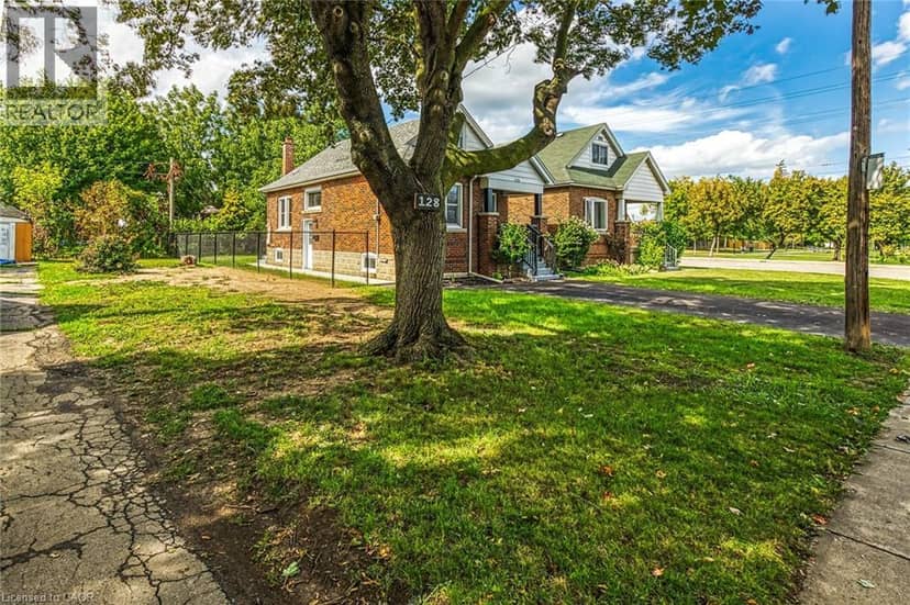 128 AUBURN Avenue, Hamilton, photo 2