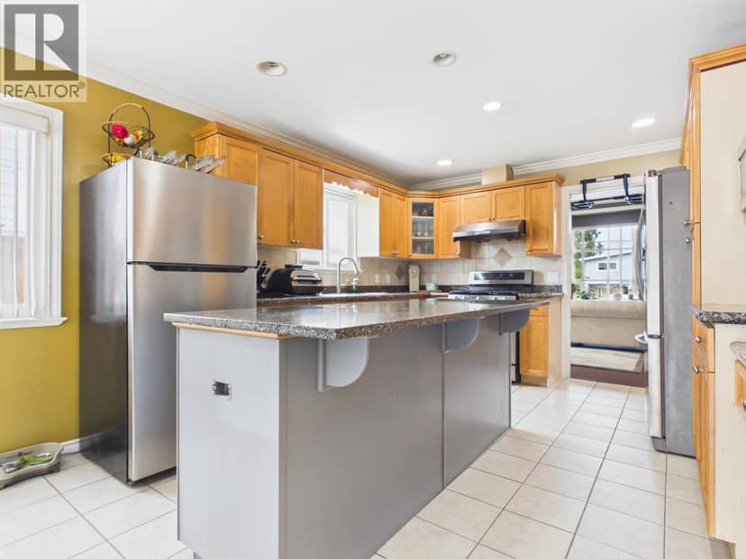 6615 DUFFERIN AVENUE, Burnaby, photo 2